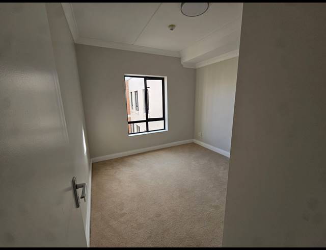 2 BEDROOM APARTMENT FOR SALE IN PINELANDS